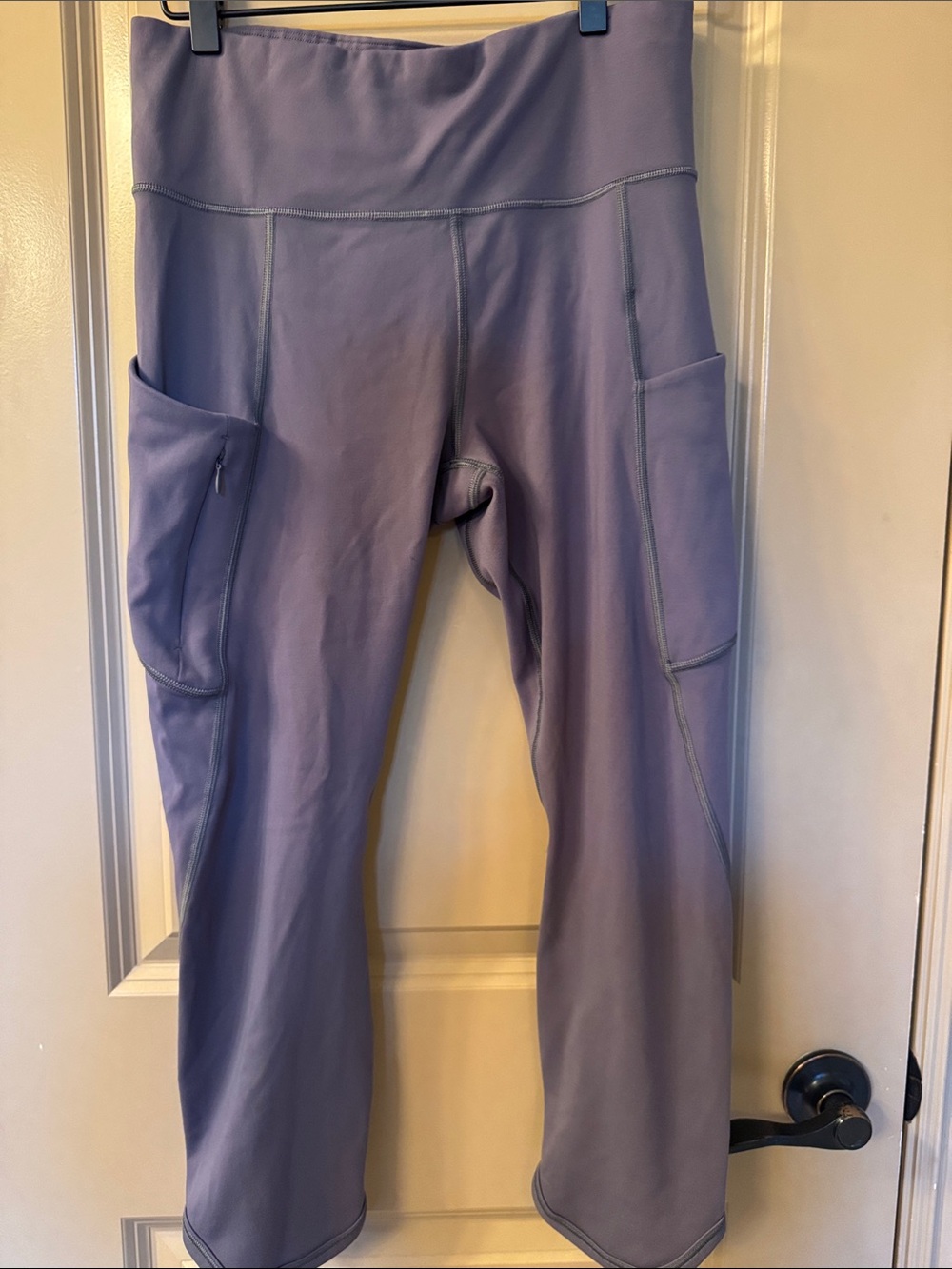 Athleta Grey Activewear Leggings with Side Pockets